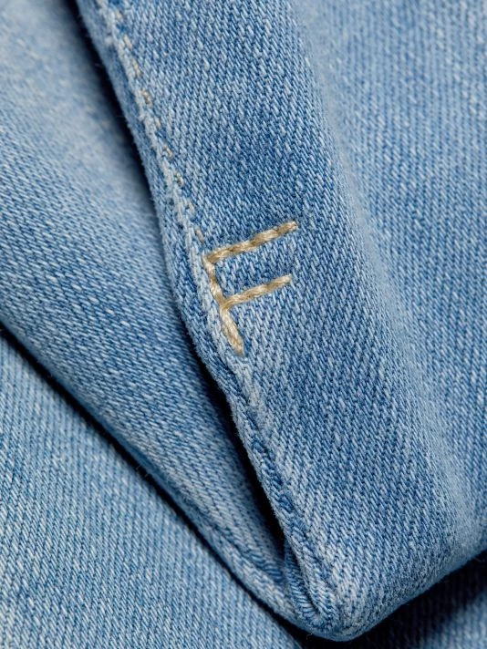 Frame Le One High-Rise Stretch Flare Jeans 9 Frame Le One High-Rise Stretch Flare Jeans - Image 7